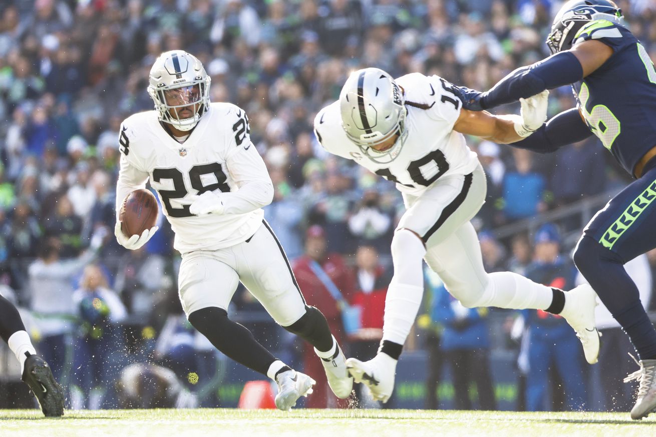 NFL: Las Vegas Raiders at Seattle Seahawks