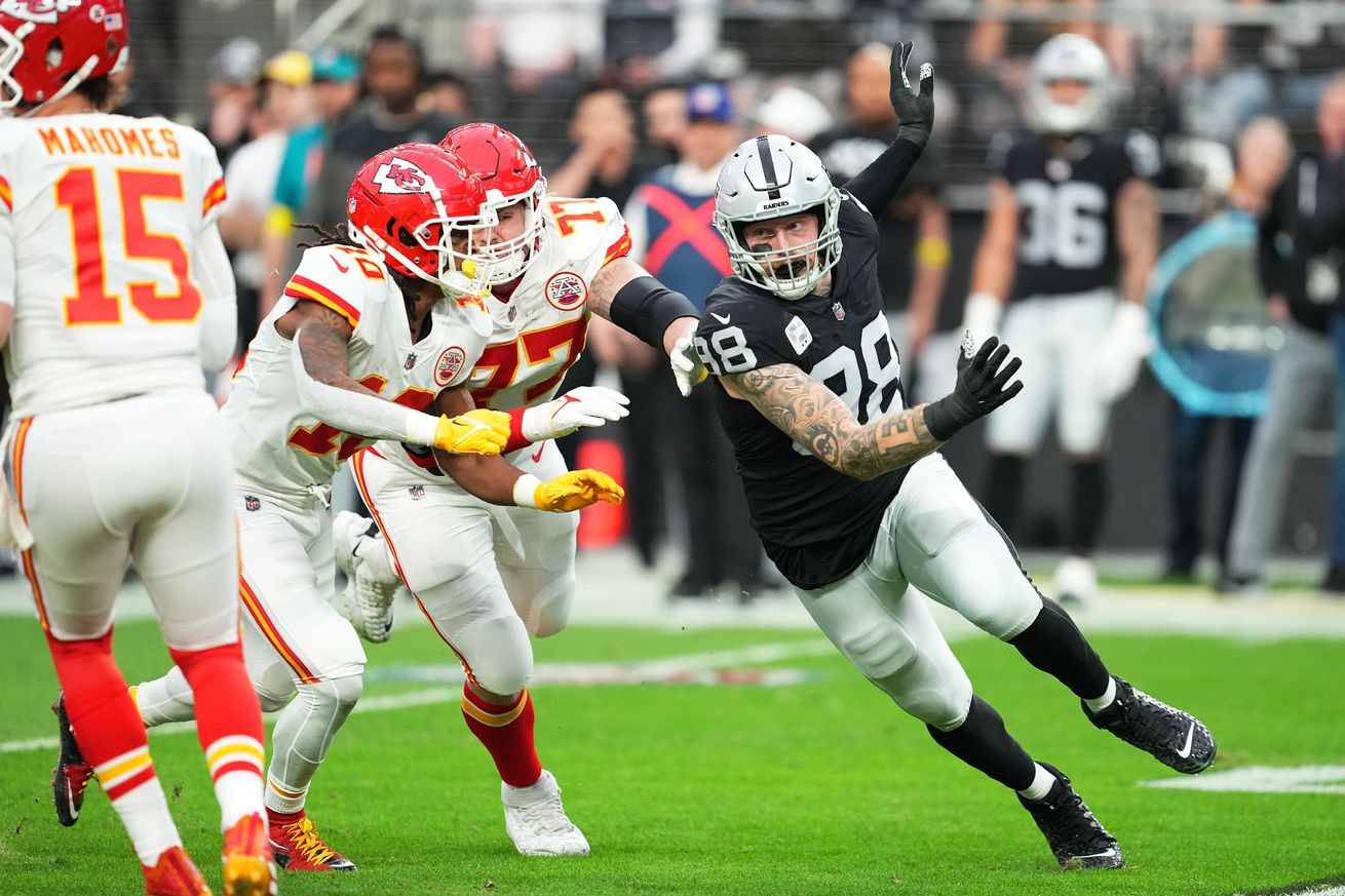 Kansas City Chiefs v Las Vegas Raiders