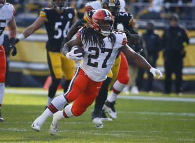 Cleveland Browns v Pittsburgh Steelers