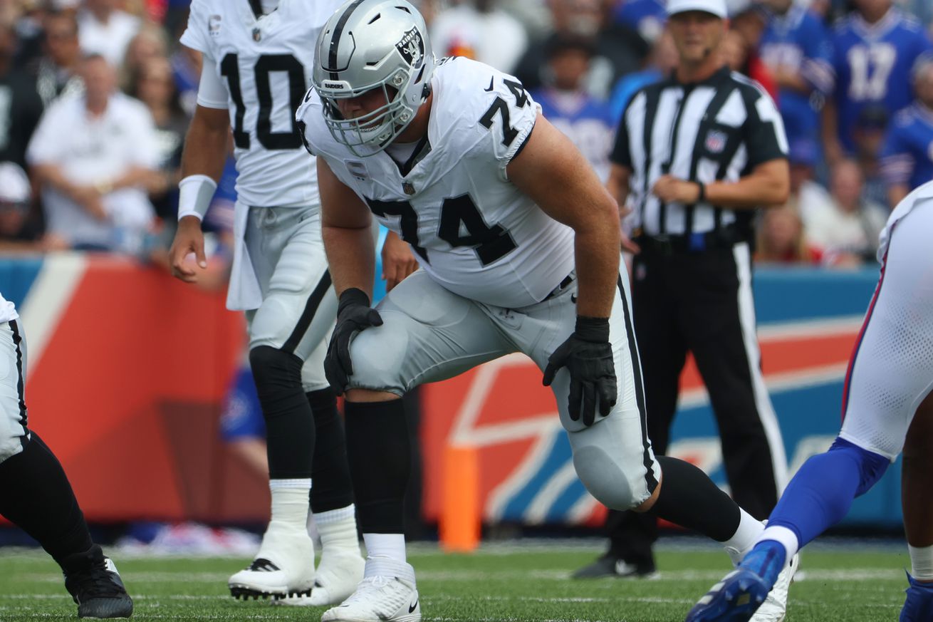 Las Vegas Raiders v Buffalo Bills