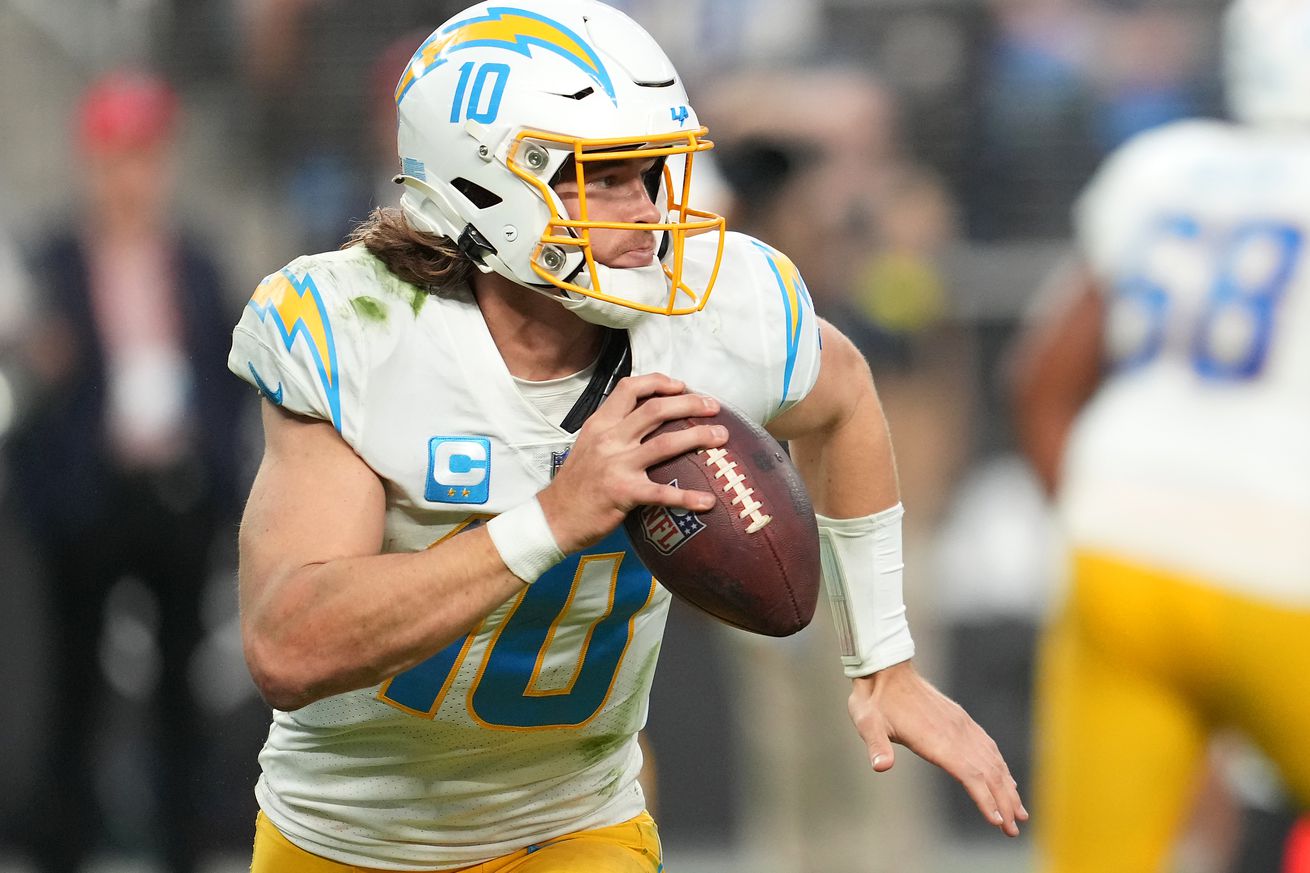 NFL: Los Angeles Chargers at Las Vegas Raiders