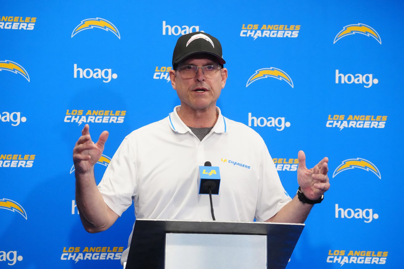 NFL: Los Angeles Chargers Offseason Workouts