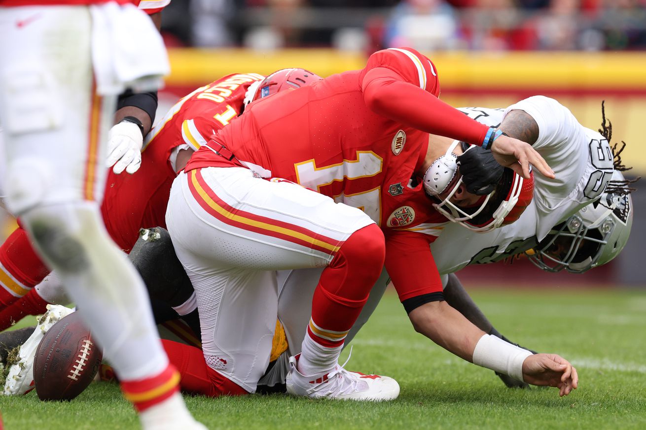 Las Vegas Raiders v Kansas City Chiefs