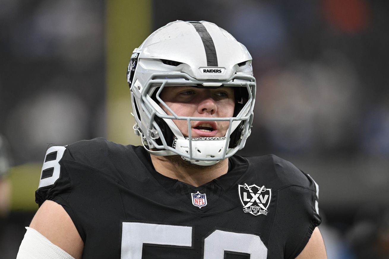Los Angeles Chargers v Las Vegas Raiders