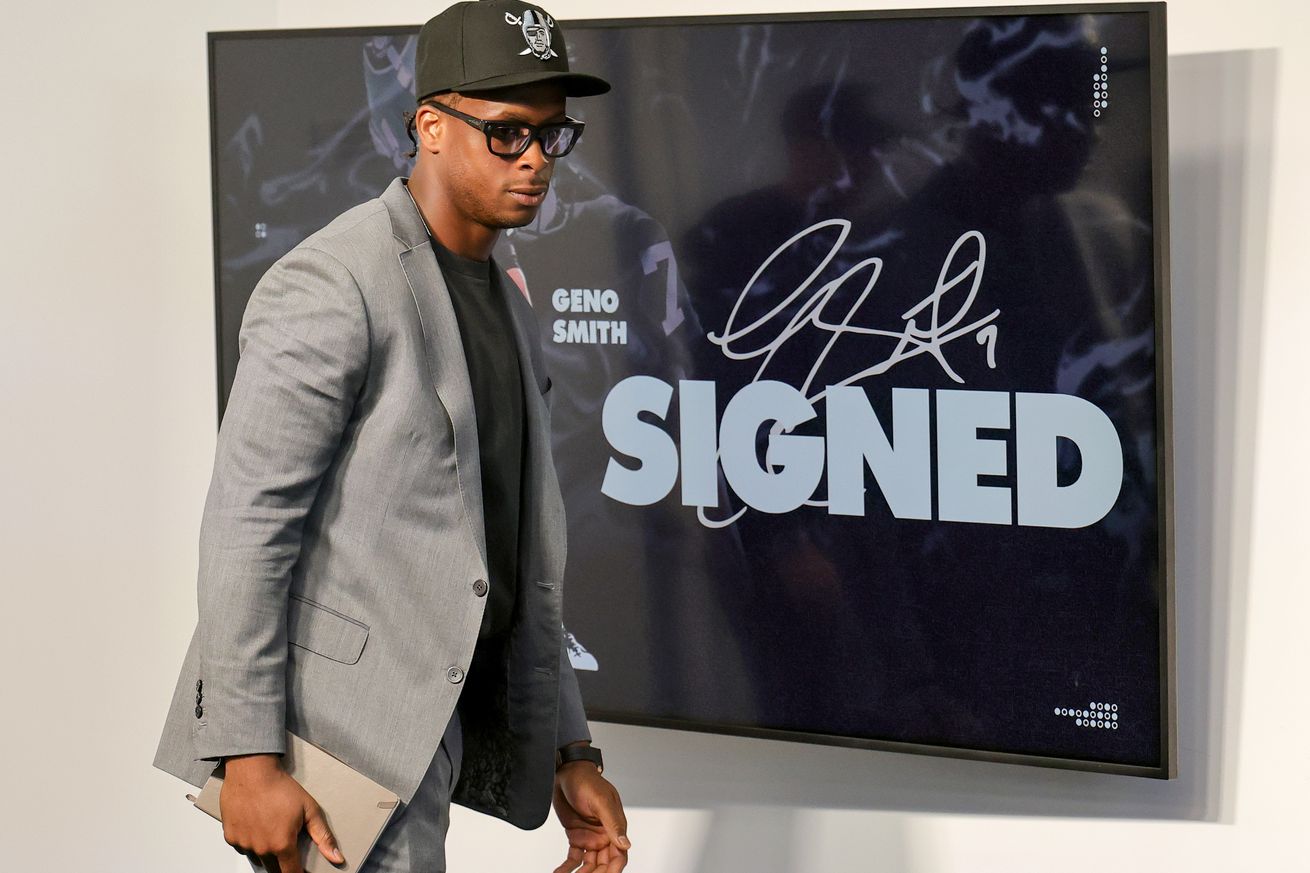 Las Vegas Raiders Introduce Geno Smith