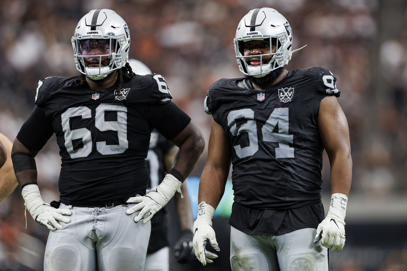 Cleveland Browns v Las Vegas Raiders
