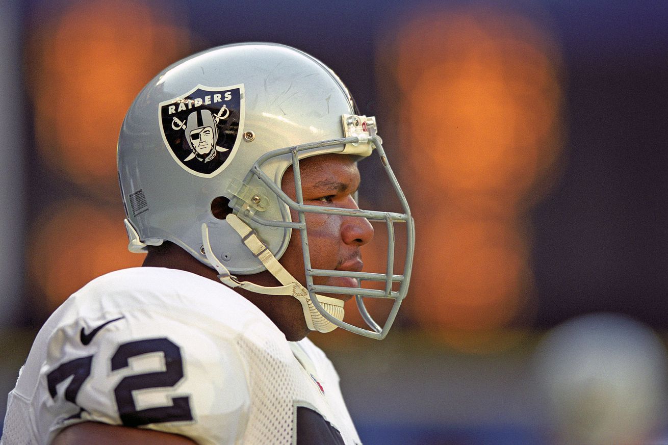 Oakland Raiders v Pittsburgh Steelers