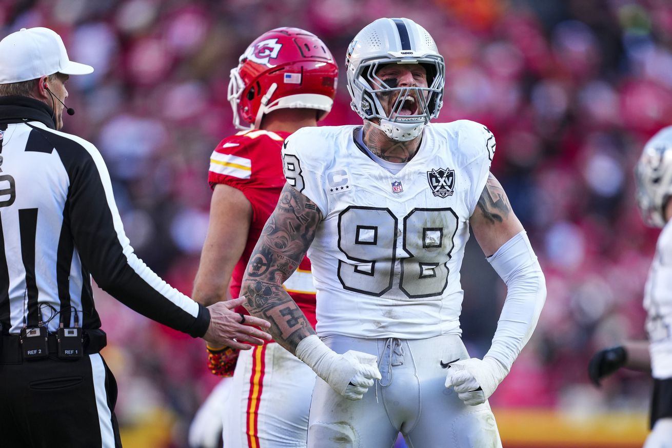 Las Vegas Raiders v Kansas City Chiefs