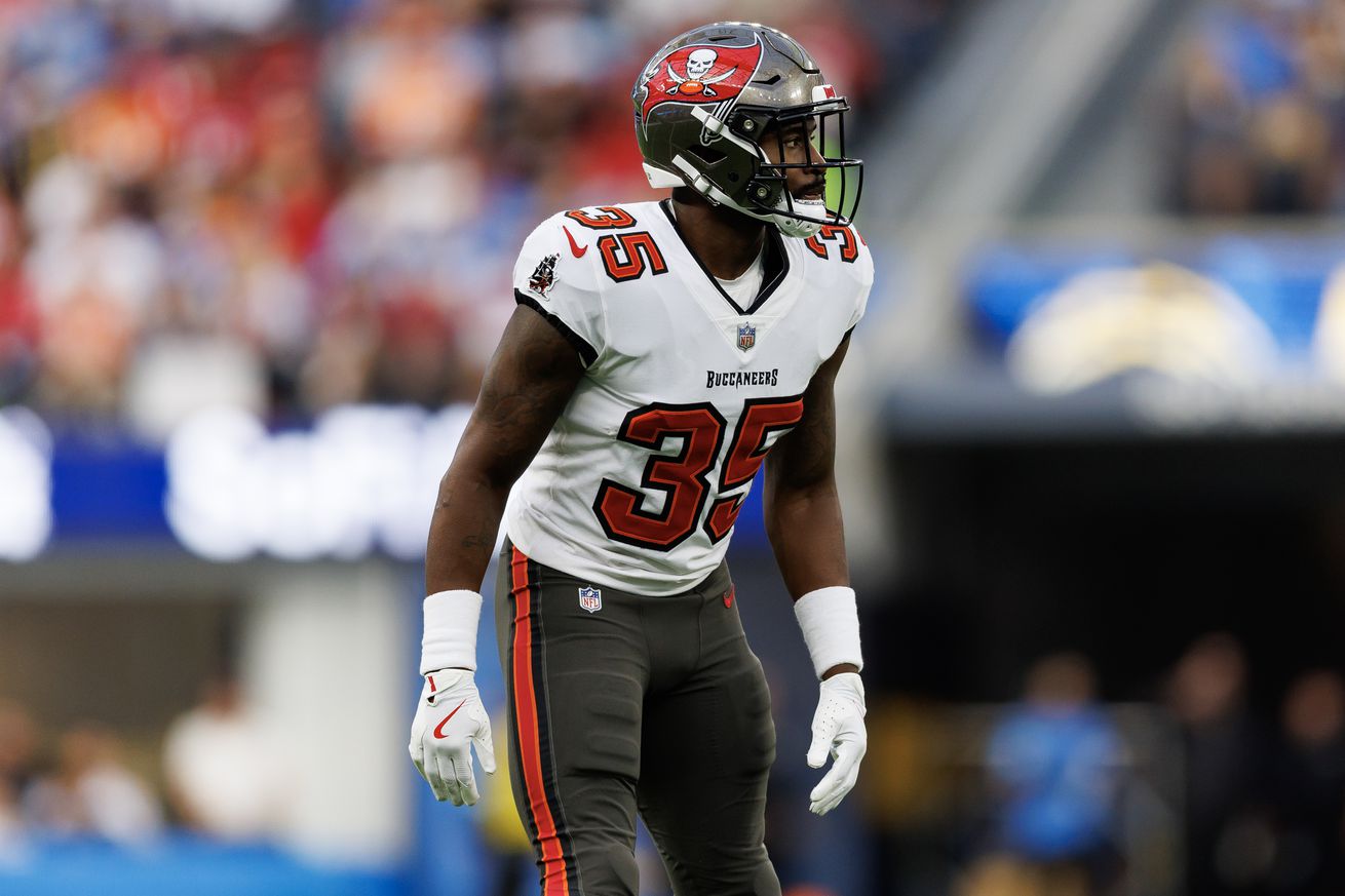 Tampa Bay Buccaneers v Los Angeles Chargers