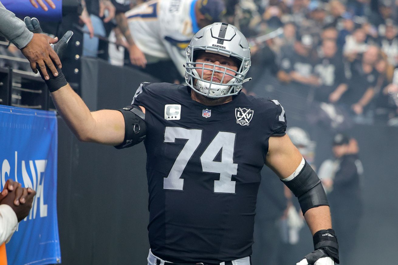 Los Angeles Chargers v Las Vegas Raiders