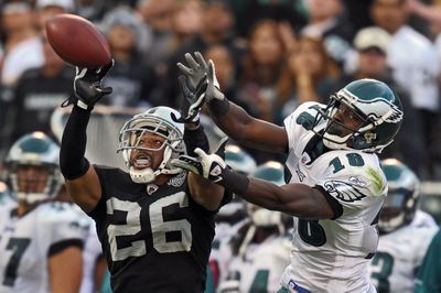 Philadelphia Eagles v Oakland Raiders